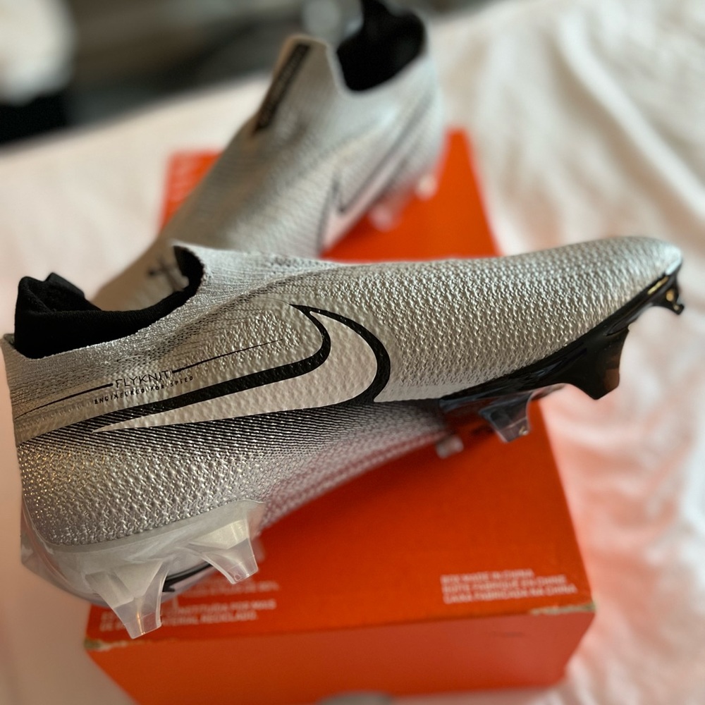 Nike Vapor Edge Elite 360 Flyknit